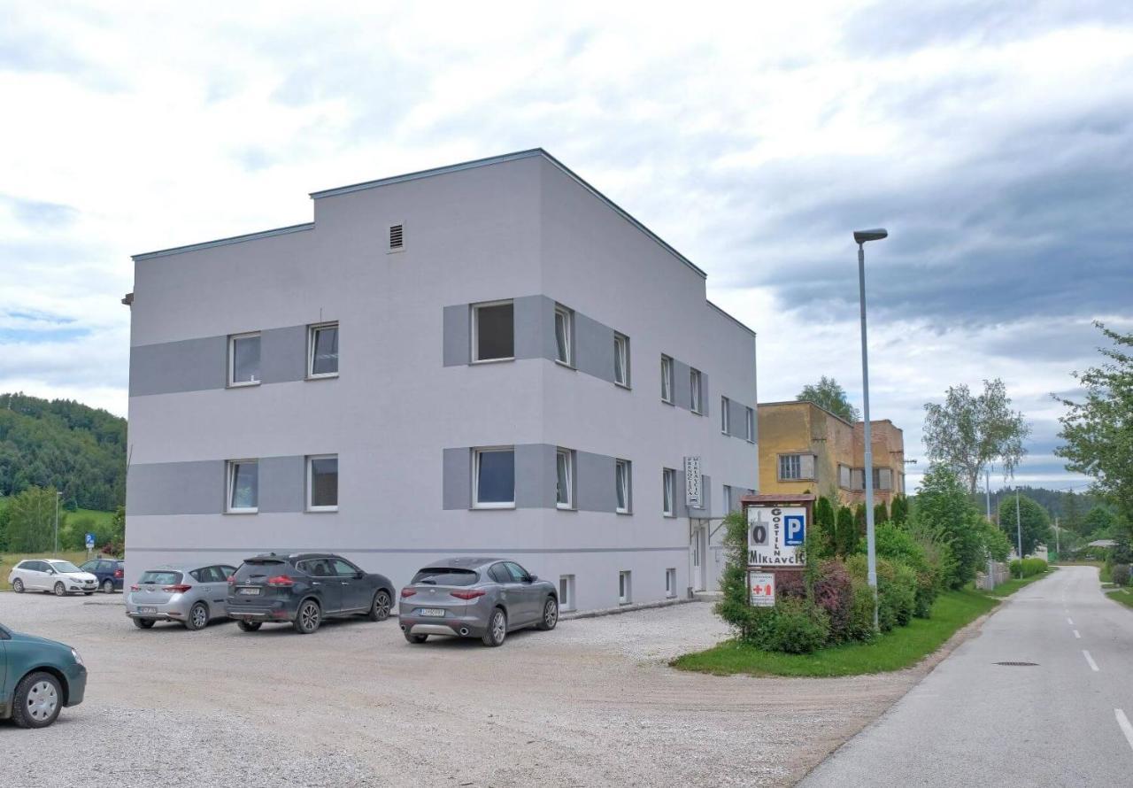 Prenocisca Miklavcic Hotel Nova Vas  Buitenkant foto