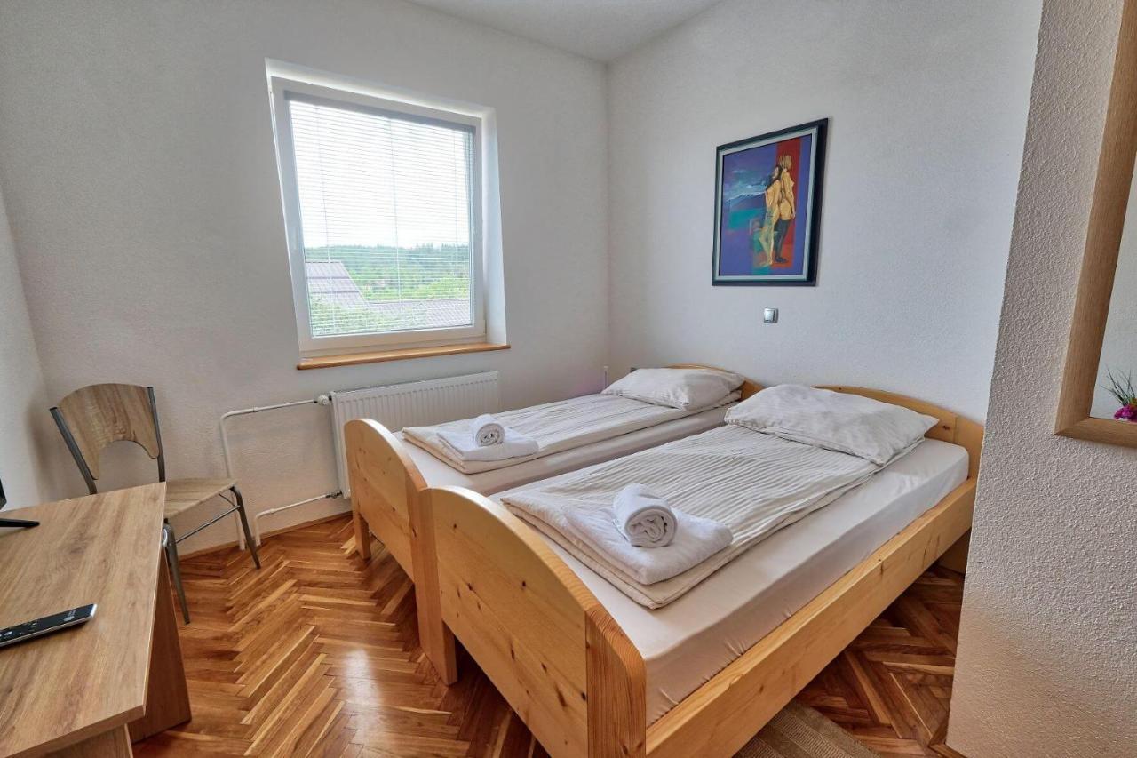 Prenocisca Miklavcic Hotel Nova Vas  Buitenkant foto