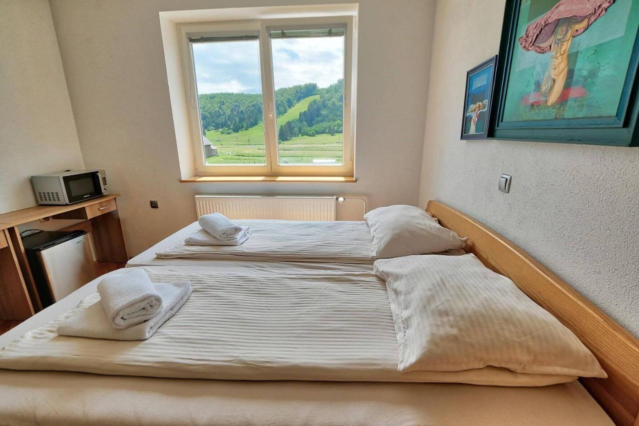 Prenocisca Miklavcic Hotel Nova Vas  Buitenkant foto