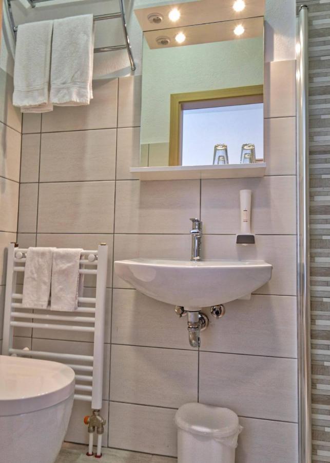 Prenocisca Miklavcic Hotel Nova Vas  Buitenkant foto