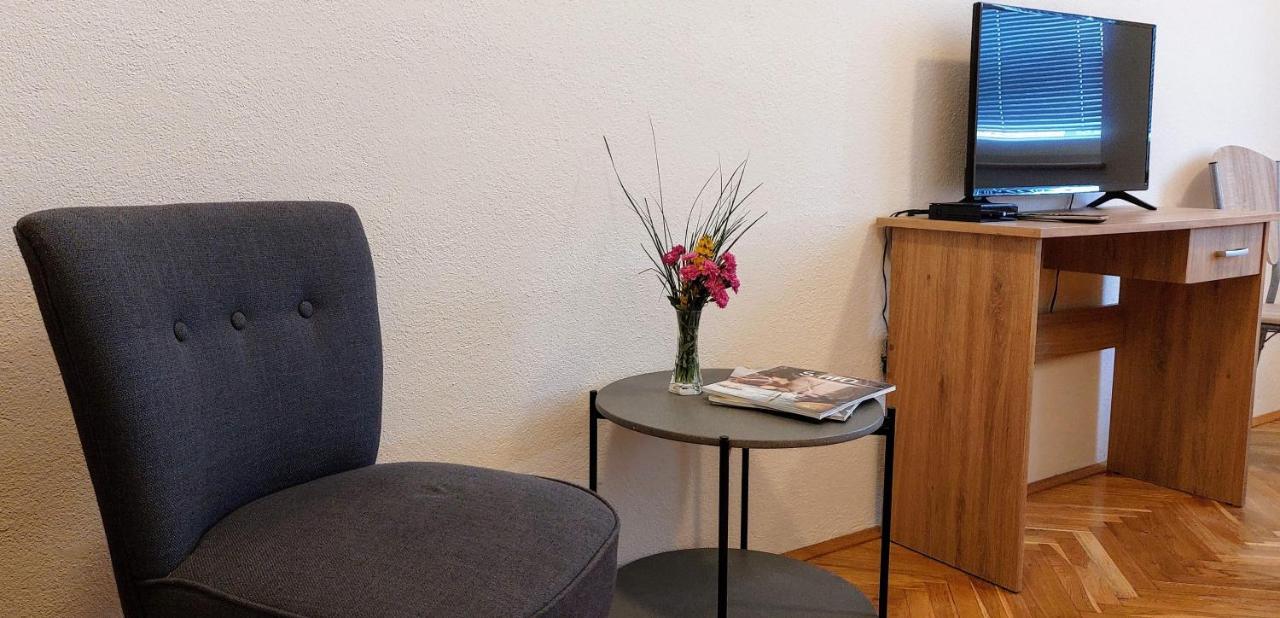 Prenocisca Miklavcic Hotel Nova Vas  Buitenkant foto