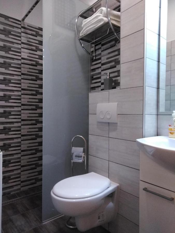 Prenocisca Miklavcic Hotel Nova Vas  Buitenkant foto